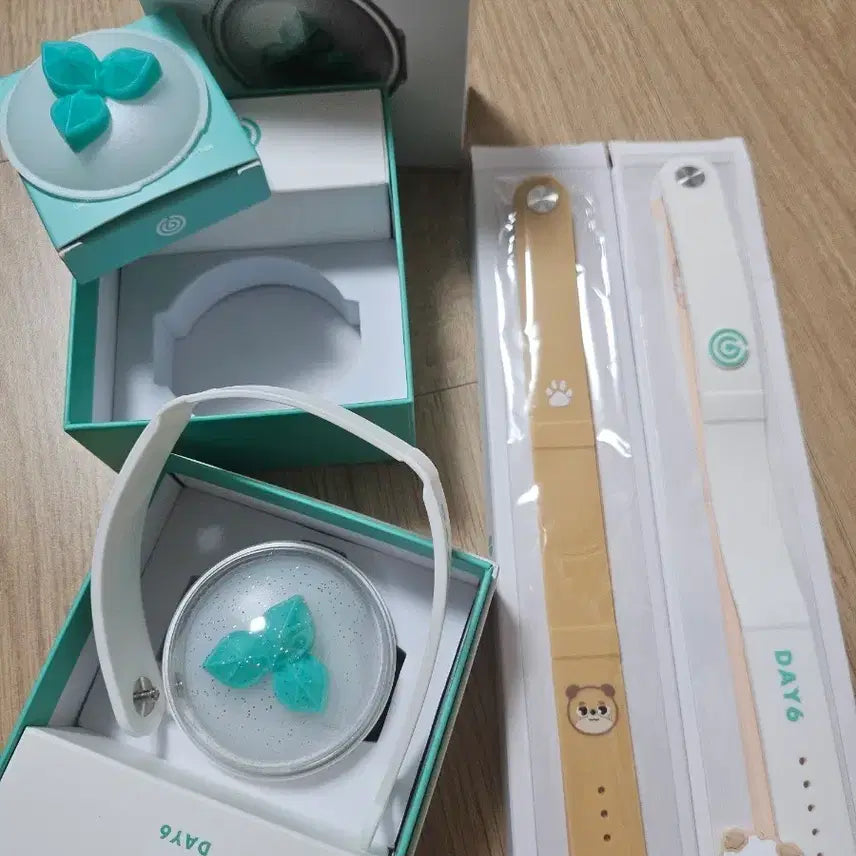 [BUNJANG] Made Watch 3 + Additional Strap + Denimalz Don Strap / 마데워치 3 + 돈 스트랩 / 기본 커버, 스트랩 여유분