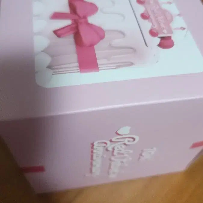 [BUNJANG] Red Velvet 10th Anniversary Official MD Goods Party Cake Set (No Photocard) / [판매] 레드벨벳 10주년 엠디 케이크 토이(포카X)