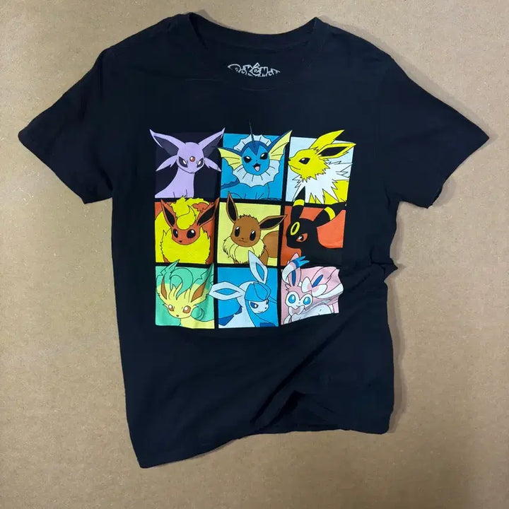 [BUNJANG] Anime Pokemon Eeveelution Graphic T-Shirt Black (Size S) / 포켓몬스터 이브이즈 반팔 티셔츠 블랙