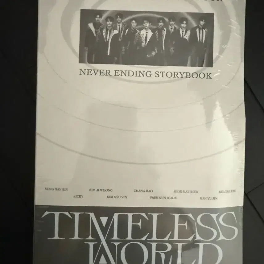 [BUNJANG] ZB1 The First Tour Timeless World Never Ending Storybook (Sealed) / 제베원 네버 엔딩 스토리북 미개봉 원가 양도