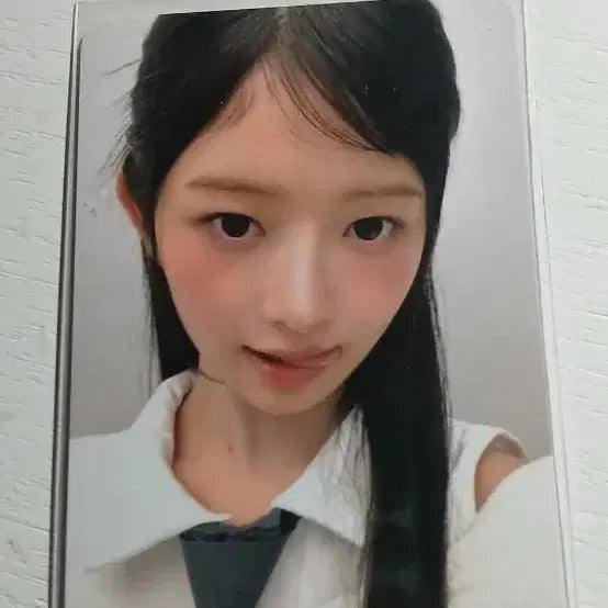 [BUNJANG] IVE Rei Luna Advertisement Photocard / 아이브 레이 루나 광고 포카 양도 + 픽서 증정 (선택)