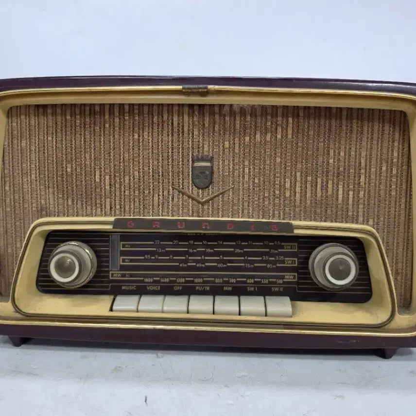 [BUNJANG] 1950s German Grundig Vacuum Tube Radio / 진공관 라디오