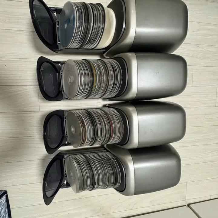 [BUNJANG] CD Collection (214 Discs) with 4 Storage Units / 음악