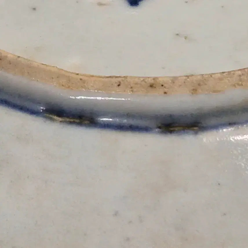 [BUNJANG] Chinese Qing Dynasty Blue and White Porcelain Plate with Floral and Vine Design / 청화백자 전지화훼문 접시 다도구 차도구