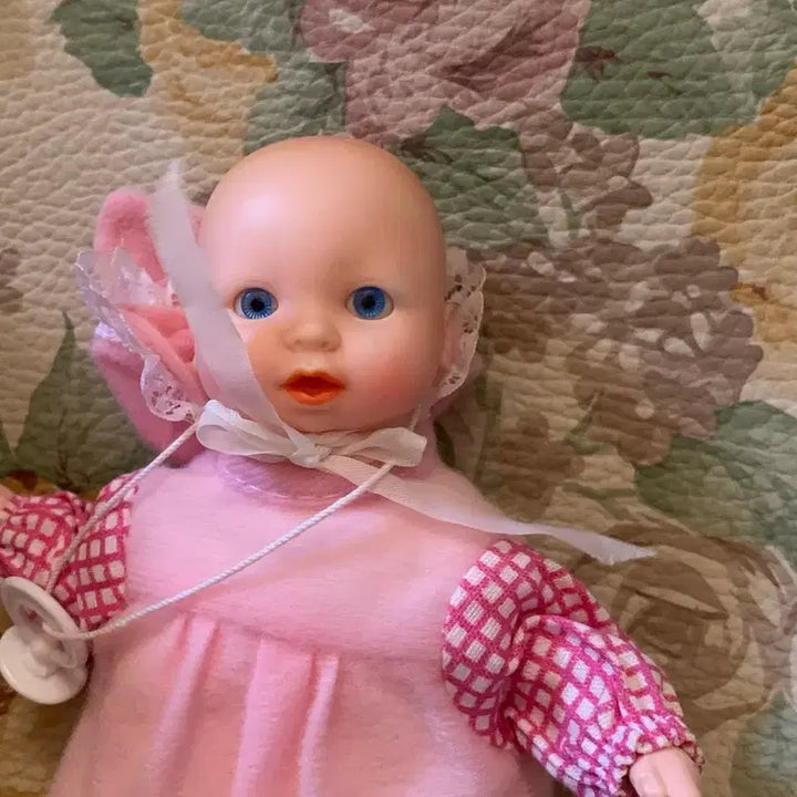 [BUNJANG] Vintage Baby Doll Cushion Texture / 빈티지 베이비 인형