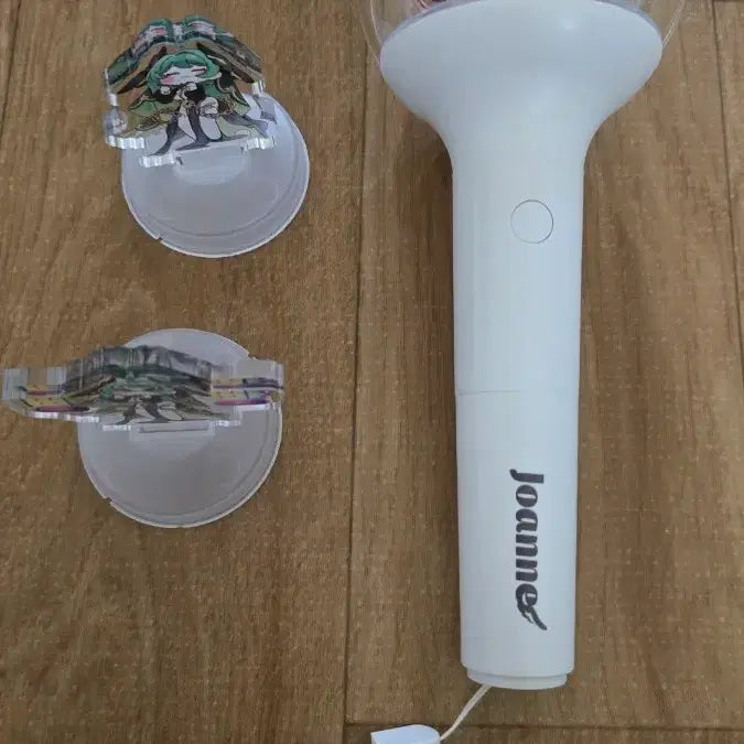 [BUNJANG] Trickical Joan Lightstick + 2 Acrylic Stands / 긴급 급처)트릭컬 죠안 응원봉 + 아크릴 스탠드 2개 긴급 급처합니다.(AAA건전지 별도구매)