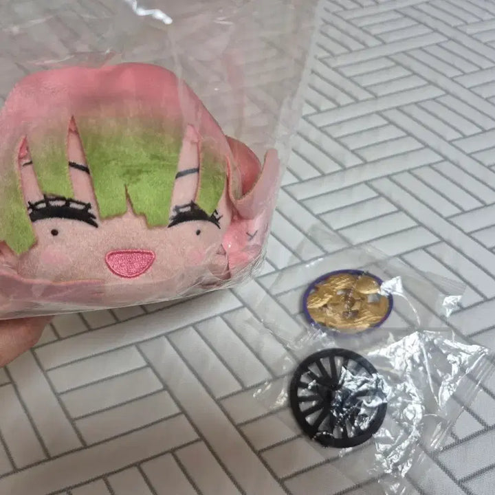 [BUNJANG] Demon Slayer Nesoberi Plush Toy &amp; Sword Hilt Umbrella Markers Gacha Bundle Set / 귀멸의칼날 네소베리 누이 인형, 코등이 우산마커 가챠 일괄