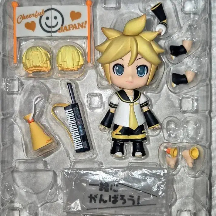 [BUNJANG] Vocaloid Kagamine Len Cheering Nendoroid Figure / 보컬로이드 카가미네 렌 응원 넨도로이드 고전 피규어