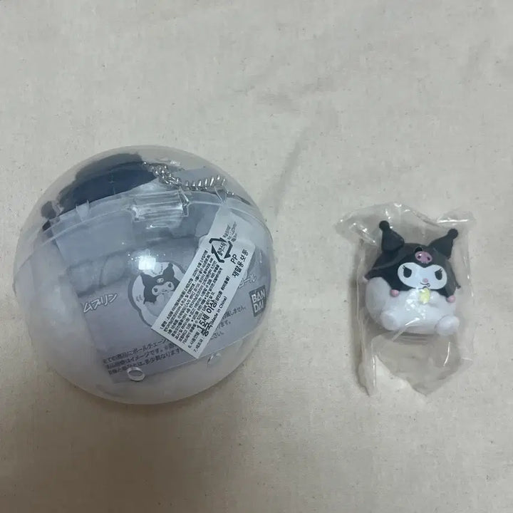 [BUNJANG] Kuromi Gacha Figure "Ate Too Much" Series / [새상품] 쿠로미 가챠 / 피규어 (너무 많이 먹어서 시리즈)