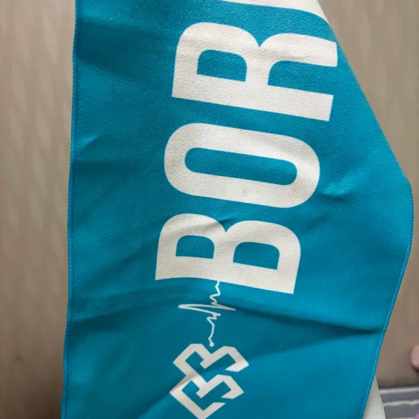 [BUNJANG] BTOB Cheering Stick (Nal-Bong) &amp; Slogan Bundle Set / 비투비 응원봉(나팔봉)+슬로건 판매