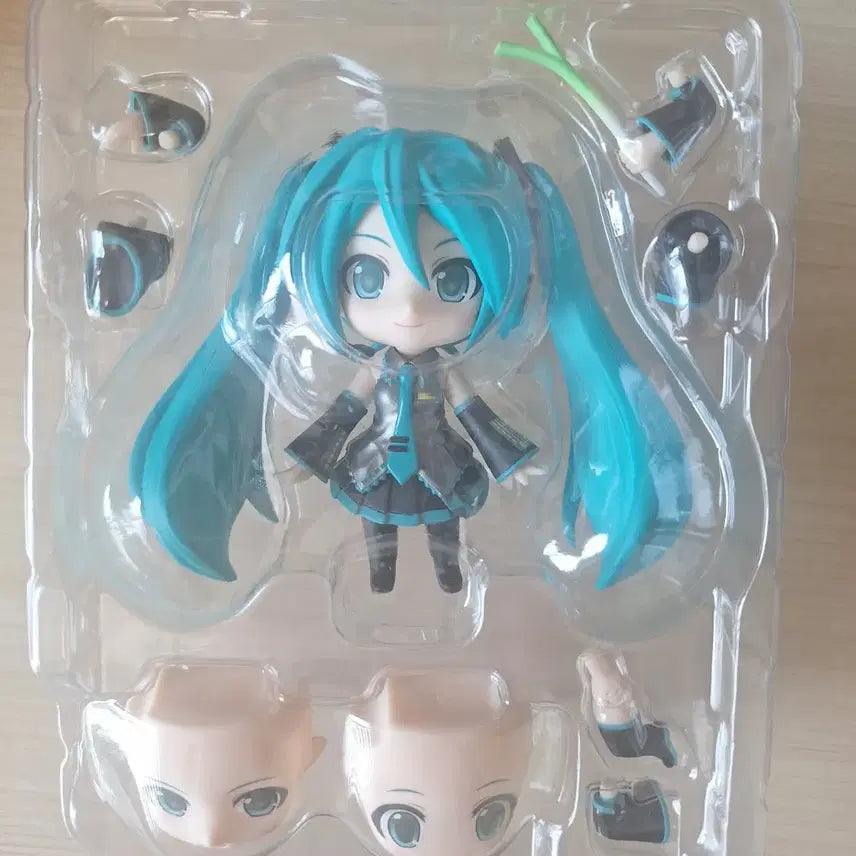 [BUNJANG] Good Smile Company Nendoroid Hatsune Miku Ver. 3.0 