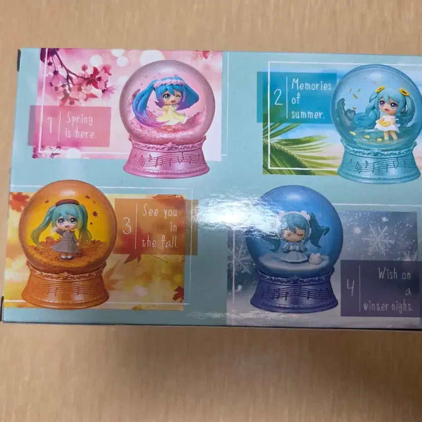 [BUNJANG] Hatsune Miku Snow Globe Figure (Summer Version) / 하츠네 미쿠 스노우볼 피규어 팝니다~(여름)