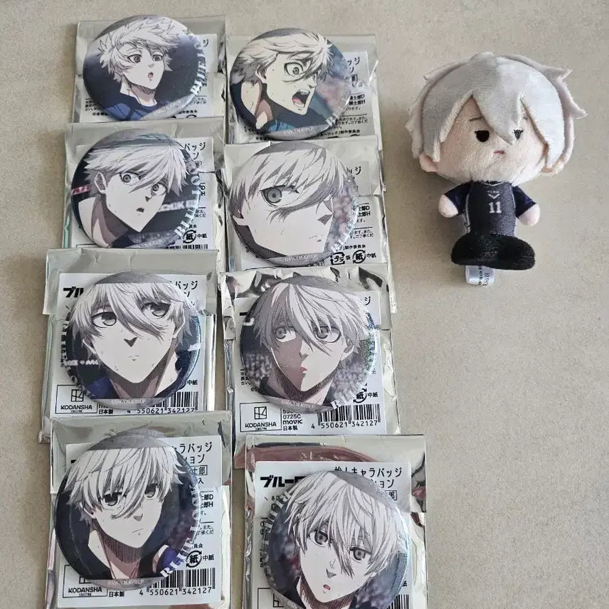 [BUNJANG] Blue Lock Nagi Seishiro Can Badges and Plush Set / 블루록 나기 세이시로 캔뱃지,인형 (택포)
