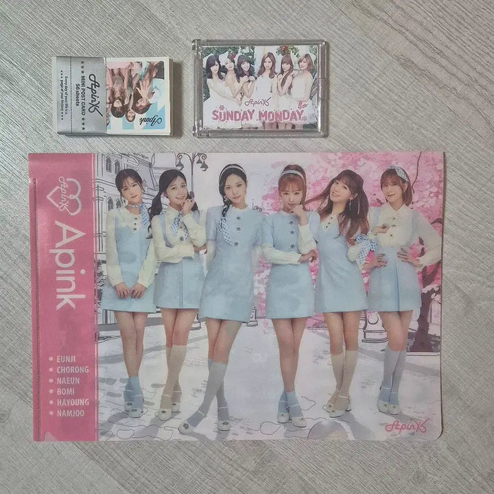 [BUNJANG] Apink Photocard File Mirror Goods Set / 에이핑크 포토카드 파일 거울 굿즈세트