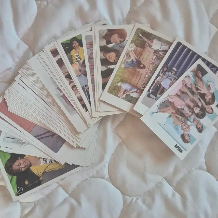 [BUNJANG] Apink Photocard File Mirror Goods Set / 에이핑크 포토카드 파일 거울 굿즈세트