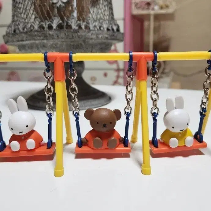 [BUNJANG] Miffy Swing Gacha Figure 3-Set Bundle / 정품) 미피 그네 가챠 피규어 3종 일괄