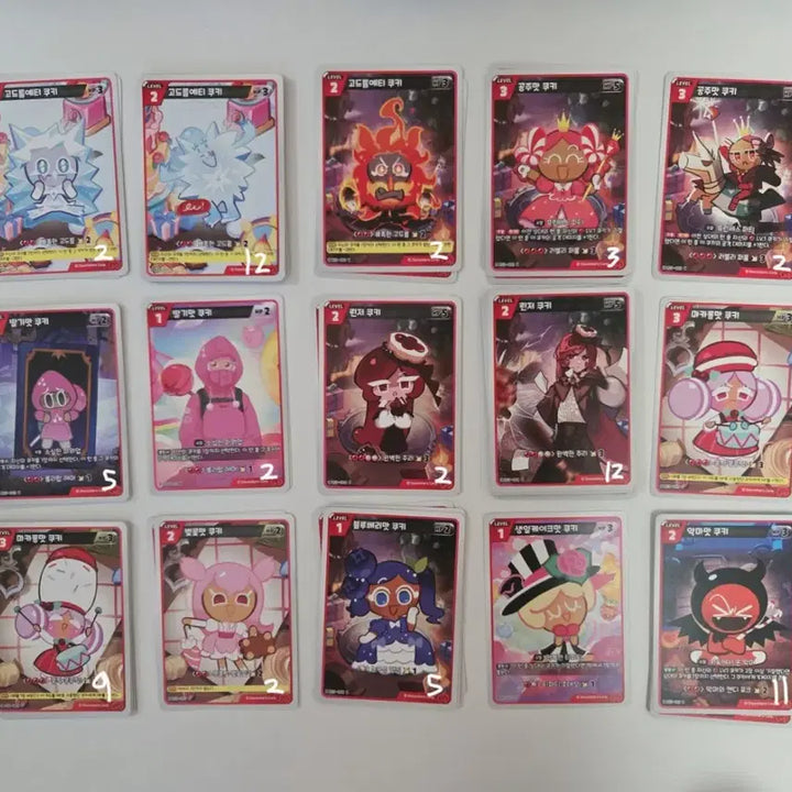 [BUNJANG] Cookie Run Brave Universe Series 9 and Other Cards / [대량판매] 쿠키런 브레이버스 9탄 외 카드들 팝니다