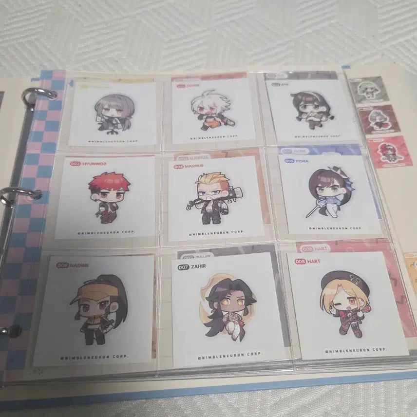 [BUNJANG] Eternal Return 2nd Anniversary Seal Collection (Includes Collection Book) / 이터널리턴 2주년 띠부씰 풀컬렉 (컬렉북 포함)