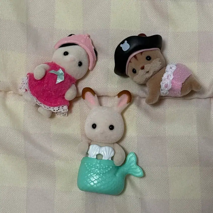 [BUNJANG] Sylvanian Families Blind Bag Amusement Park Figures (Rabbit, Cat, Squirrel) / 실바니안 패밀리 블라인드백 놀이공원 토끼 고양이 다람쥐