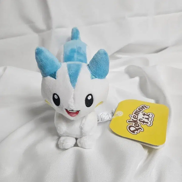 [BUNJANG] Pokemon Center Pokemon Fit Pachirisu Plush / 포켓몬센터 포켓몬 fit 파치리스 인형