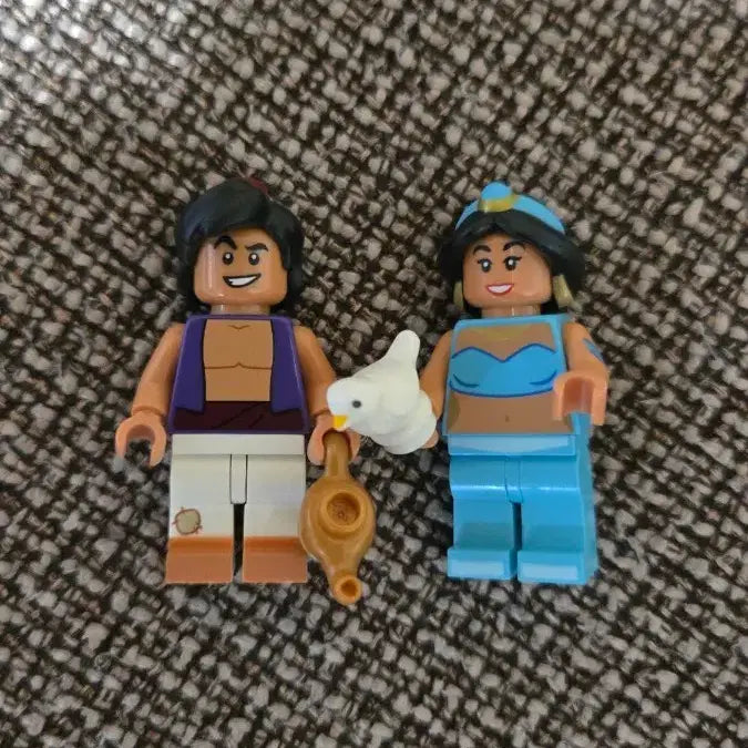 [BUNJANG] LEGO Disney Aladdin &amp; Jasmine Minifigure Set / 레고 디즈니 시리즈 알라딘,쟈스민