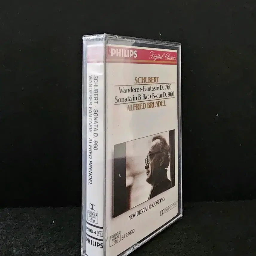 [BUNJANG] Alfred Brendel Plays Schubert Cassette Tape (Sealed) / 슈베르트 알프레트 브렌델 연주 카세트 테이프 [미개봉]