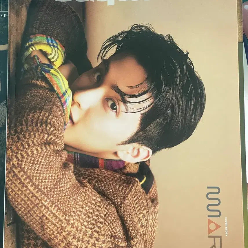 [BUNJANG] NCT Mark Esquire Magazine October 2023 Issue / Mark 마크 표지 에스콰이어 2023 10월호