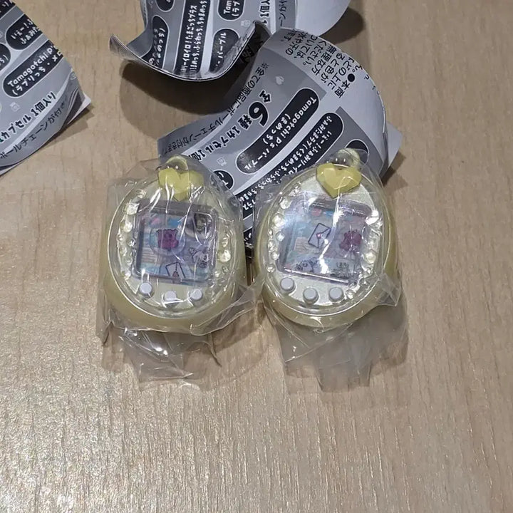 [BUNJANG] Tamagotchi Gacha Shaka Shaka Series 3 Piece Yellow / 다마고치 가챠 샤카샤카 3탄 피스 옐로우