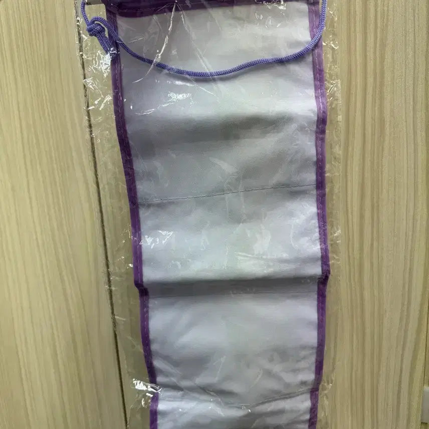 [BUNJANG] Kuromi 4-Tier Wall Pocket Organizer / 쿠로미 벽걸이 4단 월포켓 새상품