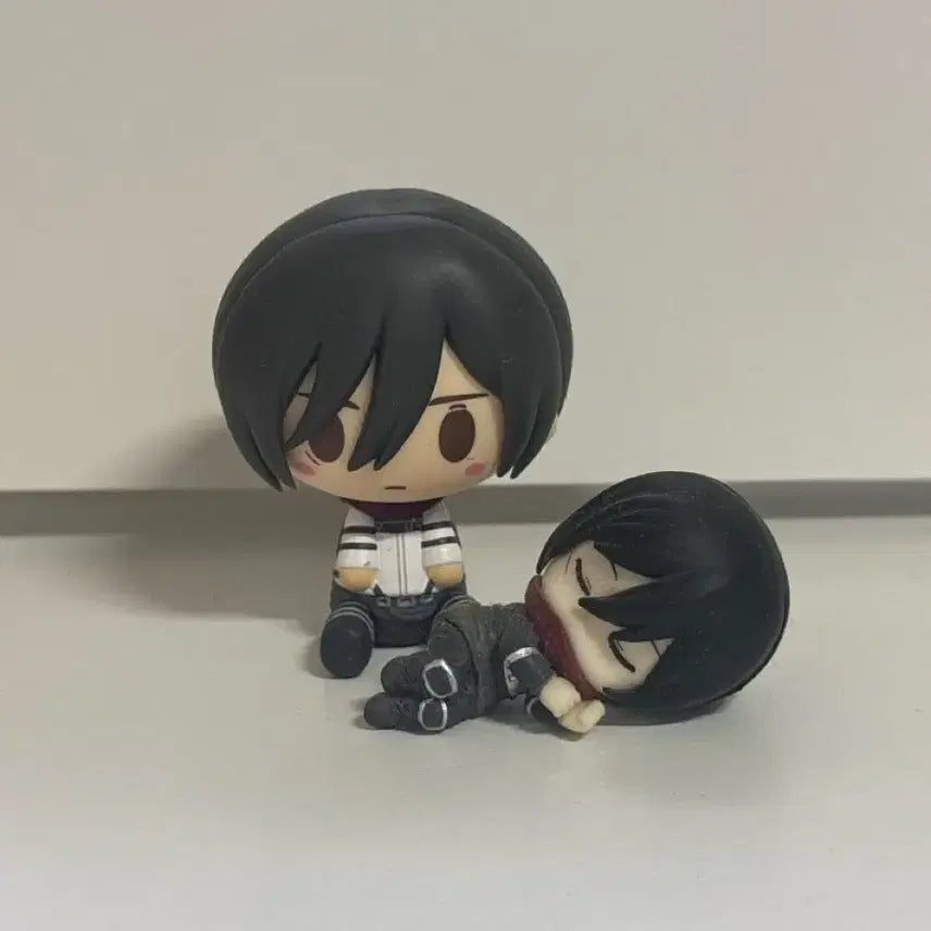 [BUNJANG] Attack on Titan Mikasa Figure Bundle Set / 진격의 거인 미카사 피규어 일괄 판매합니다:)
