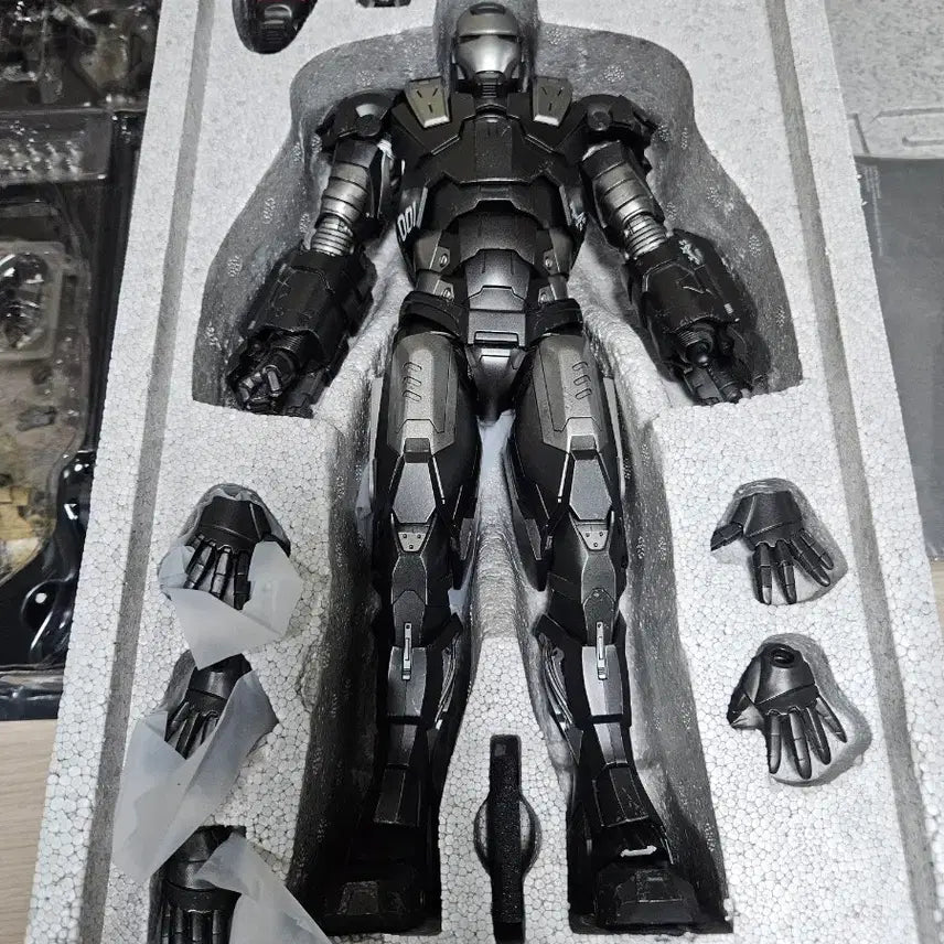 [BUNJANG] Hot Toys War Machine Mark I Diecast / 핫토이 워머신 마크1 다이케스트 판매합니다.