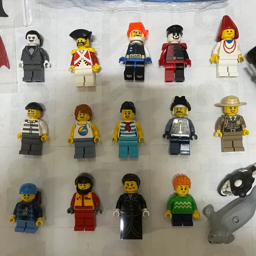 [BUNJANG] LEGO 14th Series Animal Minifigures, Police Car (60273), Beach Motorcycle (30369) - Used / 레고 정품 중고 피겨 14기, 동물 피겨, 60273 경찰차, 해변 바이크