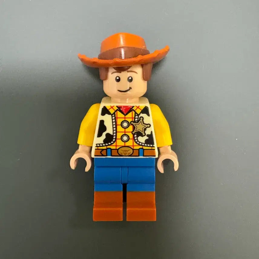 [BUNJANG] LEGO Toy Story Woody Minifigure / 레고 토이스토리 우디