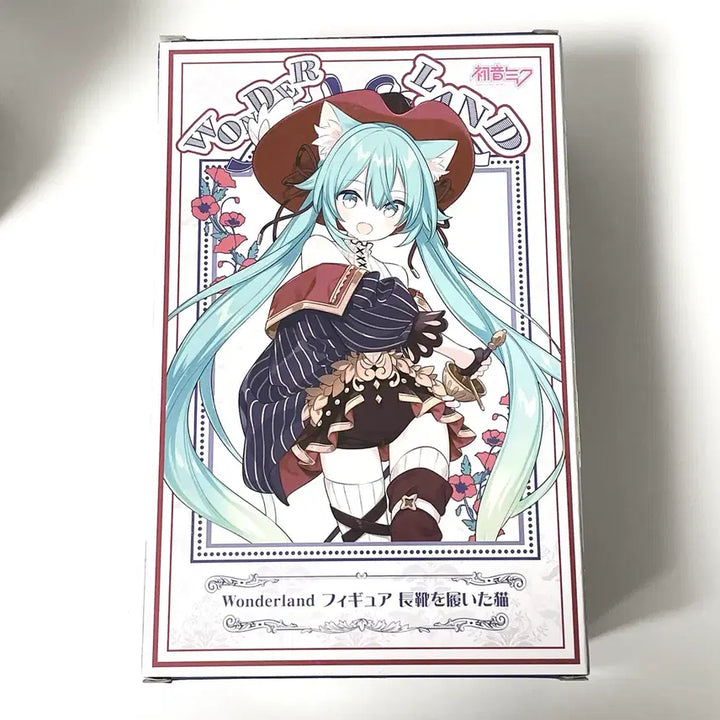 [BUNJANG] Hatsune Miku Wonderland Puss in Boots Fairy Tale Figure (Sealed) / 미개봉 | 하츠네 미쿠 원더랜드 장화신은 고양이 동화 피규어 미소녀