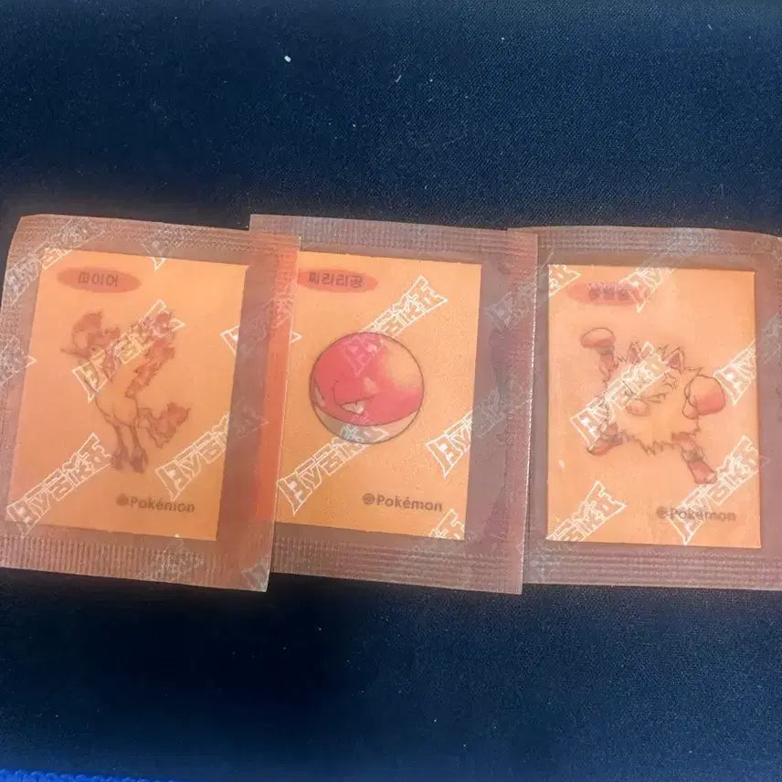 [BUNJANG] Pokemon Stickers (Moltres, Voltorb, Annihilape) Bundle Set / 포켓몬 띠부씰 (파이어, 찌리리공, 성원숭)