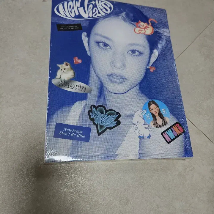 [BUNJANG] NewJeans Bunnies Club Blue Book Haerin Photobook / 뉴진스 1집 앨범 블루북 해린 미개봉 새제품 판매합니다