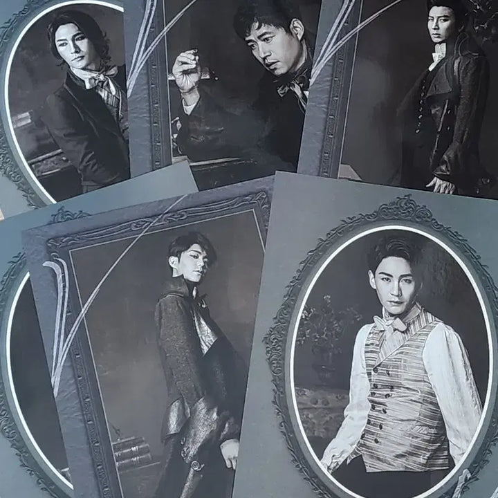 [BUNJANG] Musical Frankenstein 2015 Revival Poster Set / 뮤지컬 프랑켄슈타인 2015 재연 포스터세트