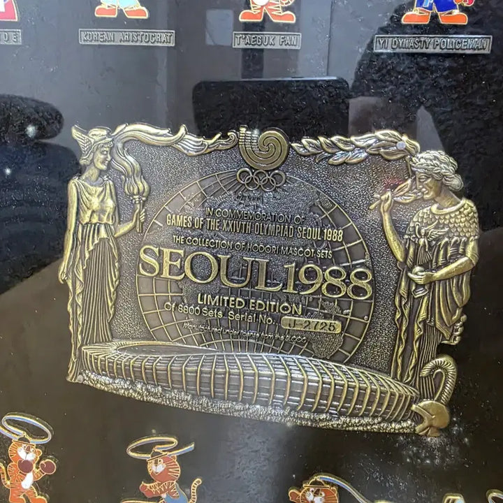 [BUNJANG] 1988 Seoul Olympics Hodori Sports Badges Framed Set / 88 서울 올림픽 호돌이 운동종목 뱃지 세트 액자