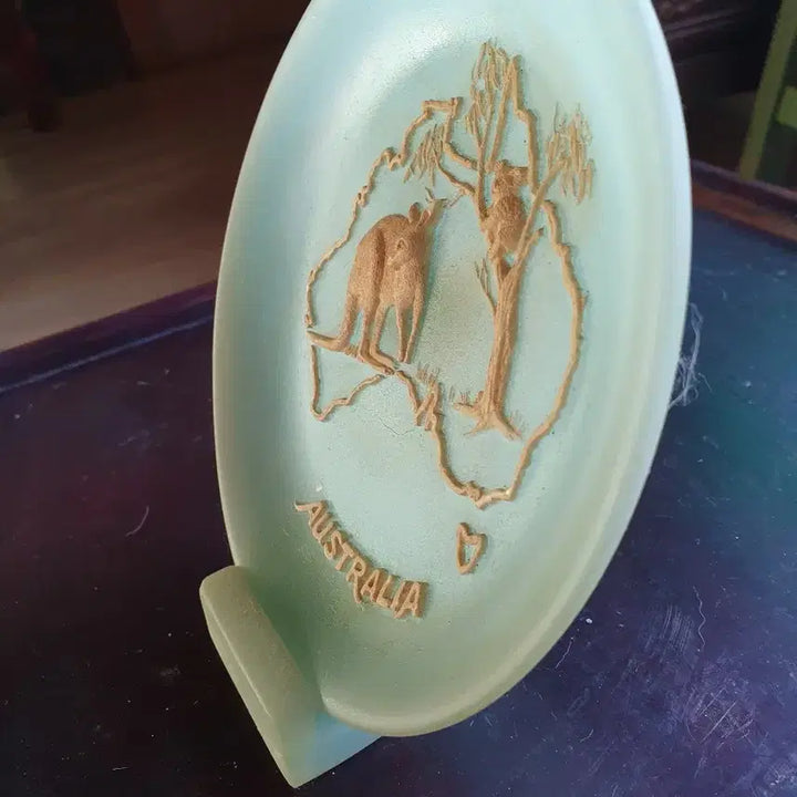 [BUNJANG] Marlestone "Genuine" Kangaroo &amp; Koala Relief Decorative Plate (Australia) / 호주 정품 빈티지 마블스톤(Marlestone) 캥거루 코알라 입체 부조 장식 접시