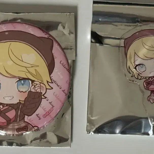 [BUNJANG] Pretty All Friends Serena Valentine Acrylic Can Badge / 프올프 프리티 올 프렌즈 세레나 eeo 발렌타인 아크릴 캔뱃지 프리티리듬