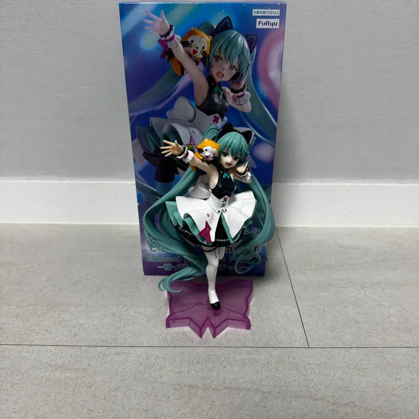 [BUNJANG] FURYU Hatsune Miku x Rascal Cyber Future Figure / 후류 하츠네 미쿠 x 라스칼 사이버 퓨처