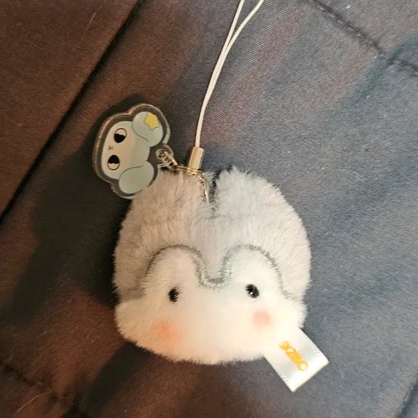 [BUNJANG] Stray Kids Run 2022 Lee Know (Lee Know) Pompom Keychain / 스키즈 런 잇 울프찬 폼폼 키링