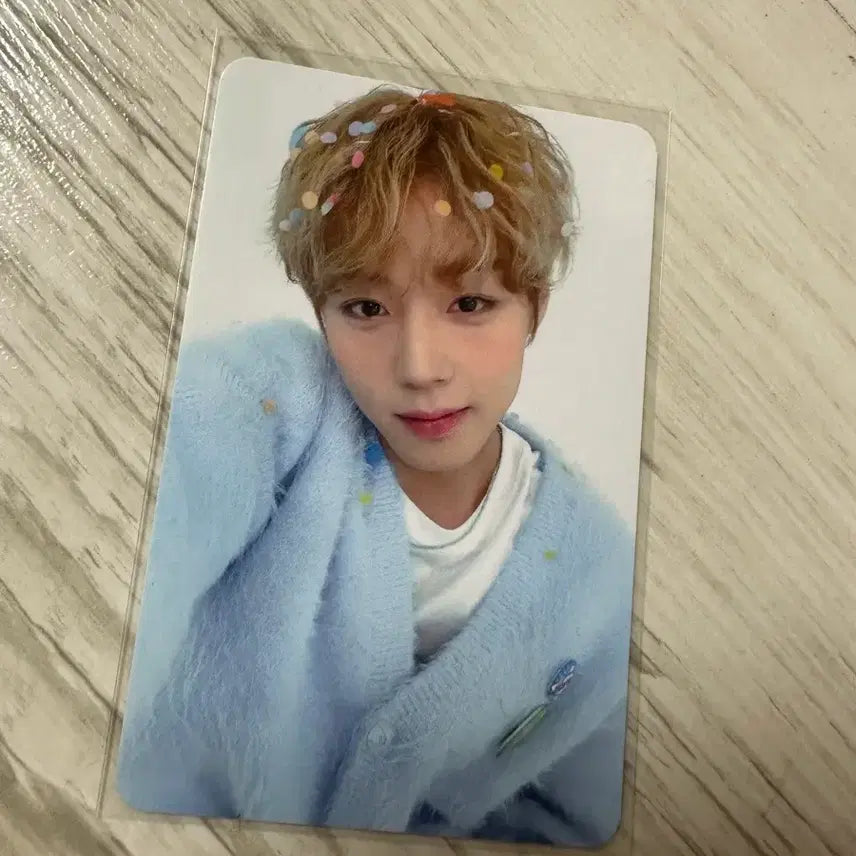 [BUNJANG] Park Jihoon Birthday MD Milk Glass Photocard / 박지훈 생일MD 밀크글라스 포카 판매합니다