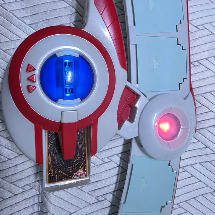 [BUNJANG] Yu-Gi-Oh! GX Academy Duel Disk Osiris Red Version / 유희왕 GX 아카데미 듀얼 디스크 오시리스 레드