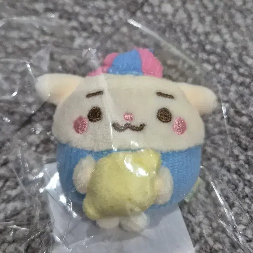 [BUNJANG] Haggyuha Carmen Bingping Lemon Mini Doll Keychain / [미개봉 원가양도] 하뀨하 카르멘 빙핑 레몬탱 인형 하츠투하츠