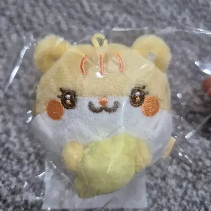 [BUNJANG] Haqqyuha Mini Doll Keychain (Yeon, Alssonghaemssong, Lemon) / [미개봉] 하뀨하 레몬탱 인형 예온 알쏭햄쏭 하츠투하츠