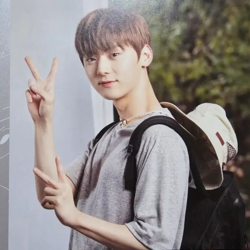 [BUNJANG] WANNAONE Hwang Minhyun Bundle Set / 워너원 WANNAONE / 황민현 굿즈 일괄
