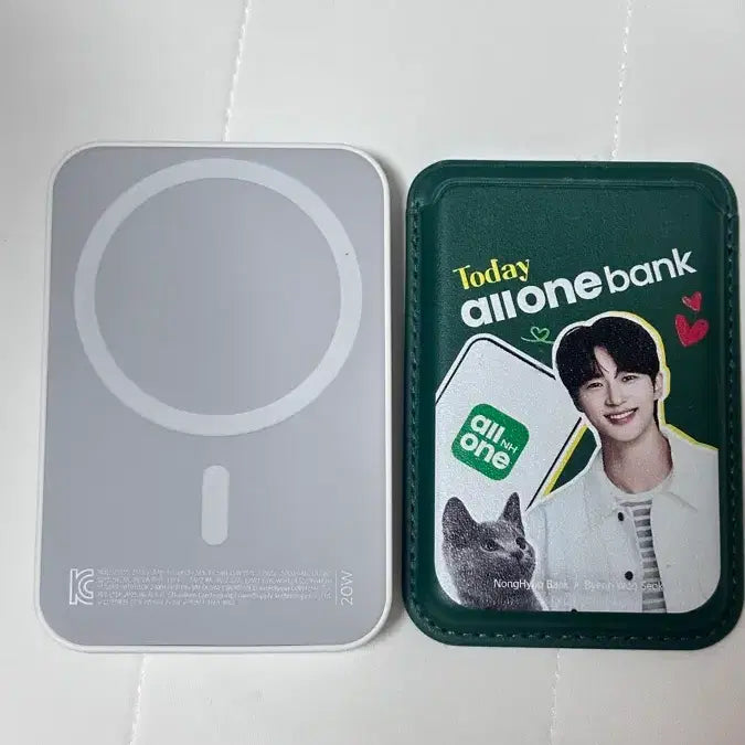 [BUNJANG] Byun Woo Seok MagSafe Card Wallet &amp; Power Bank Bundle / NH굿즈 변우석 맥세이프카드지갑&amp;보조배터리
