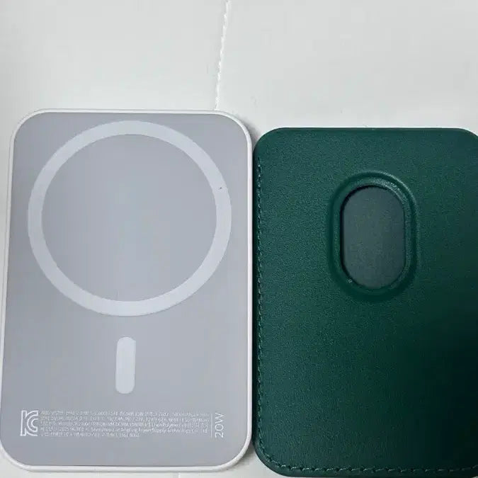 [BUNJANG] Byun Woo Seok MagSafe Card Wallet &amp; Power Bank Bundle / NH굿즈 변우석 맥세이프카드지갑&amp;보조배터리
