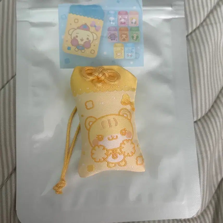 [BUNJANG] HaToHa HeartsToHaTo Yeon Omamori / 하투하 하츠투하츠 예온 오마모리 단순개봉